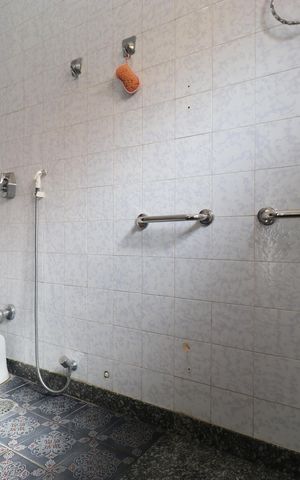 Casa à venda com 600m², 4 quartos e 3 vagasBanheiro da Suíte