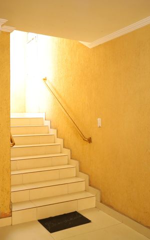 Apartamento para alugar com 43m², 2 quartos e sem vagaÁrea comum - Saguão do andar