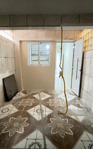 Casa para alugar com 90m², 2 quartos e 1 vaga Casa para alugar com 90m², 2 quartos e 1 vagaÁrea de serviço