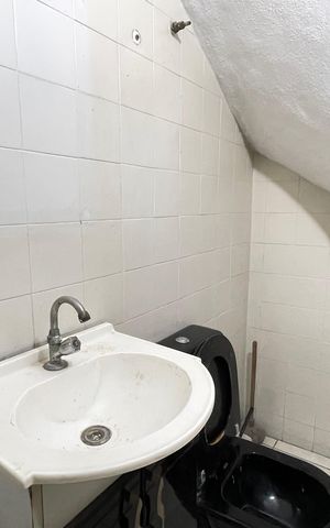 Casa para alugar com 90m², 2 quartos e 1 vaga Casa para alugar com 90m², 2 quartos e 1 vagaBanheiro 2