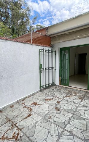 Casa para alugar com 90m², 2 quartos e 1 vaga Casa para alugar com 90m², 2 quartos e 1 vagaVaranda do quarto 2