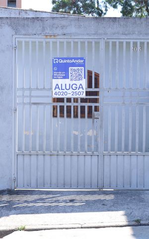 Casa para alugar com 60m², 2 quartos e 1 vagaPlaca GRANDE instalada no portão do imóvel, dia 17/08/2026 - Código da placa: FEWQ-1311