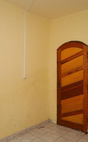 Casa para alugar com 60m², 2 quartos e 1 vagaSala