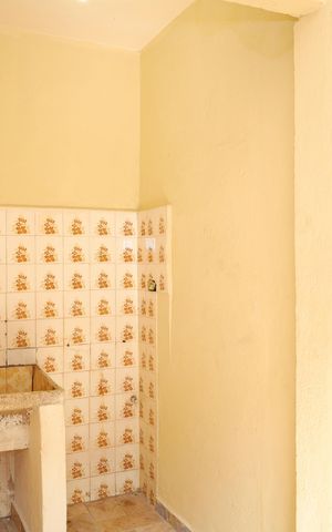 Casa para alugar com 60m², 2 quartos e 1 vagaÁrea de Serviço