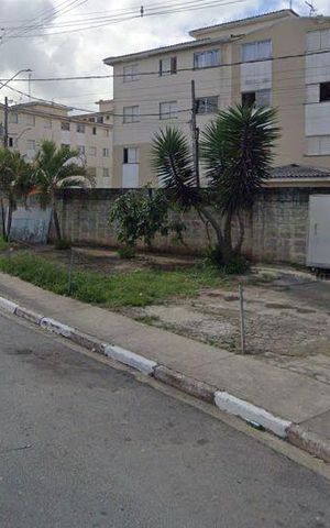 Apartamento para alugar com 44m², 2 quartos e 1 vaga Apartamento para alugar com 44m², 2 quartos e 1 vagaFachada