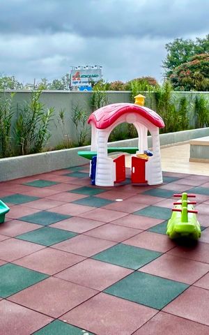 Apartamento à venda com 35m², 1 quarto e sem vaga Apartamento à venda com 35m², 1 quarto e sem vagaÁrea comum - Playground
