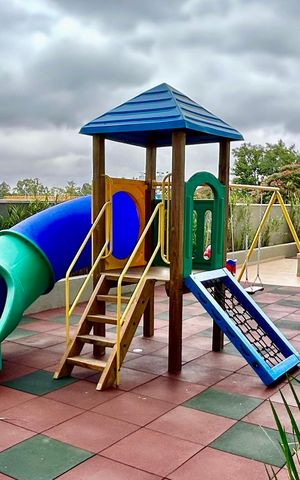 Apartamento à venda com 35m², 1 quarto e sem vaga Apartamento à venda com 35m², 1 quarto e sem vagaÁrea comum - Playground