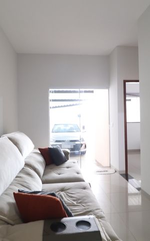 Casa para alugar com 70m², 3 quartos e 2 vagasSala