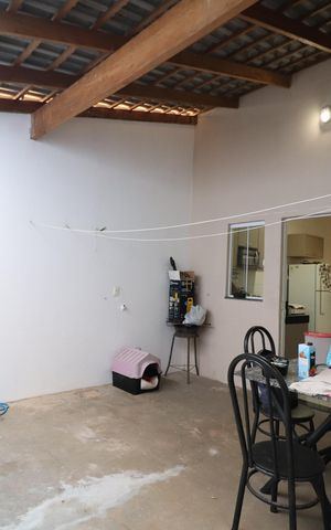 Casa para alugar com 70m², 3 quartos e 2 vagasVaranda