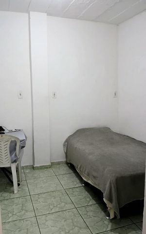 Casa à venda com 120m², 3 quartos e sem vaga Casa à venda com 120m², 3 quartos e sem vagaQuarto