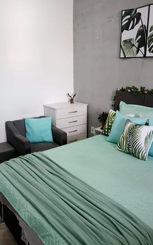 Casa à venda com 120m², 3 quartos e sem vaga Casa à venda com 120m², 3 quartos e sem vagaQuarto