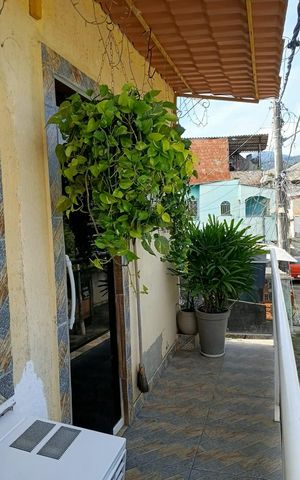 Casa à venda com 120m², 3 quartos e sem vaga Casa à venda com 120m², 3 quartos e sem vagaVaranda