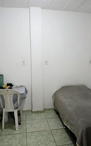 Casa à venda com 120m², 3 quartos e sem vaga Casa à venda com 120m², 3 quartos e sem vagaQuarto