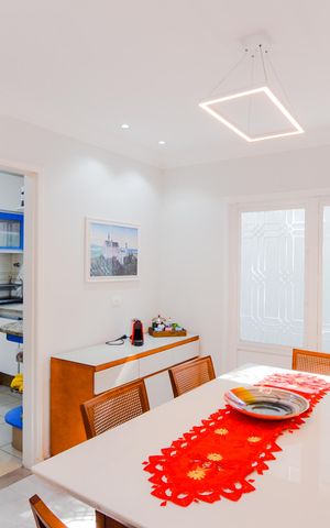 Casa à venda com 178m², 3 quartos e 2 vagasCopa