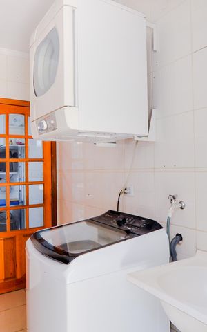 Casa à venda com 178m², 3 quartos e 2 vagasÁrea de Serviço