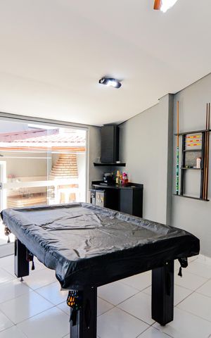 Casa à venda com 178m², 3 quartos e 2 vagasEdícula