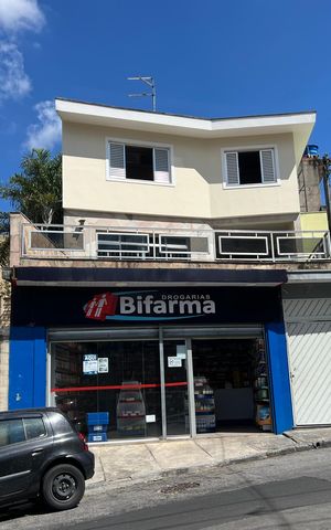 Casa para alugar com 80m², 3 quartos e sem vagaFachada