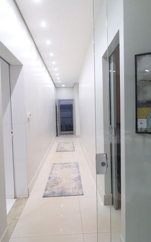 Casa para alugar com 311m², 3 quartos e 2 vagasCorredor