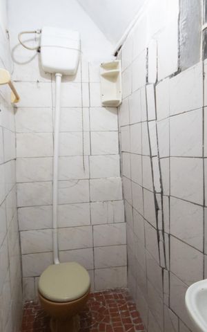 Casa à venda com 135m², 5 quartos e 1 vaga Casa à venda com 135m², 5 quartos e 1 vagaBanheiro da Suíte 1