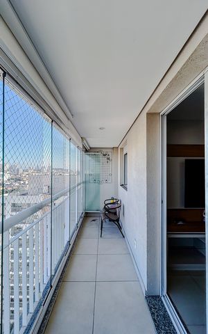 Apartamento à venda com 68m², 3 quartos e 2 vagasVaranda