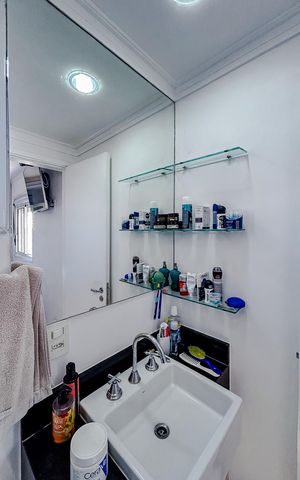 Apartamento à venda com 68m², 3 quartos e 2 vagasBanheiro da Suíte
