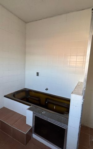 Casa para alugar com 350m², 3 quartos e 2 vagas Casa para alugar com 350m², 3 quartos e 2 vagasBanheiro da Suíte