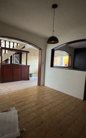 Casa para alugar com 350m², 3 quartos e 2 vagas Casa para alugar com 350m², 3 quartos e 2 vagasSala