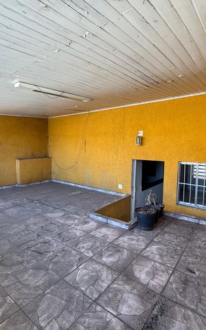Casa para alugar com 350m², 3 quartos e 2 vagas Casa para alugar com 350m², 3 quartos e 2 vagasVaranda