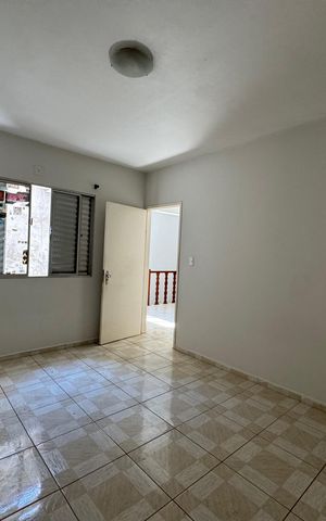 Casa para alugar com 350m², 3 quartos e 2 vagas Casa para alugar com 350m², 3 quartos e 2 vagasQuarto 3