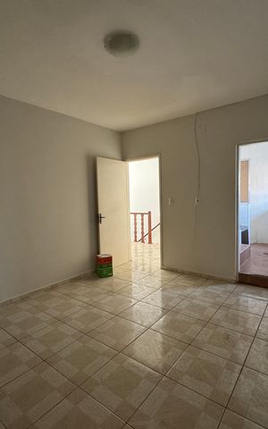 Casa para alugar com 350m², 3 quartos e 2 vagas Casa para alugar com 350m², 3 quartos e 2 vagasSuíte