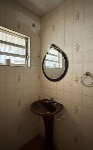 Casa para alugar com 350m², 3 quartos e 2 vagas Casa para alugar com 350m², 3 quartos e 2 vagasBanheiro 1