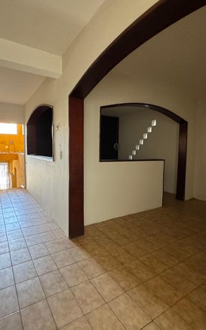 Casa para alugar com 350m², 3 quartos e 2 vagas Casa para alugar com 350m², 3 quartos e 2 vagasSala
