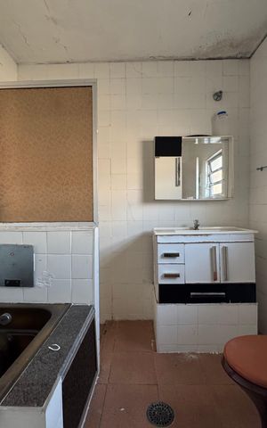 Casa para alugar com 350m², 3 quartos e 2 vagas Casa para alugar com 350m², 3 quartos e 2 vagasBanheiro da Suíte