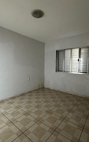 Casa para alugar com 350m², 3 quartos e 2 vagas Casa para alugar com 350m², 3 quartos e 2 vagasQuarto 2