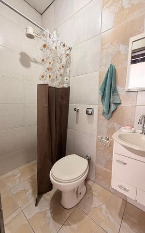 Casa à venda com 432m², 3 quartos e 3 vagasBanheiro Externo