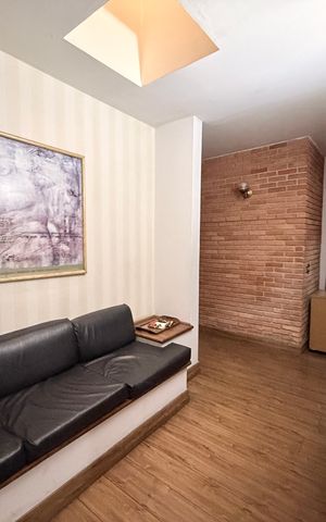 Casa à venda com 432m², 3 quartos e 3 vagasSala íntima