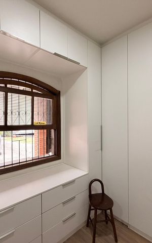 Casa à venda com 432m², 3 quartos e 3 vagasCloset