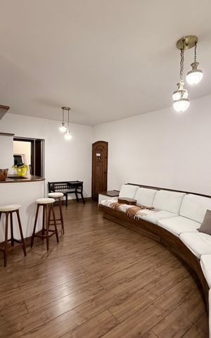 Casa à venda com 432m², 3 quartos e 3 vagasSala