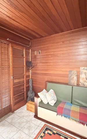 Casa à venda com 432m², 3 quartos e 3 vagasSala - Edícula