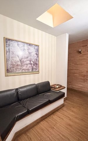 Casa à venda com 432m², 3 quartos e 3 vagasSala íntima
