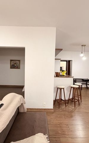 Casa à venda com 432m², 3 quartos e 3 vagasSala