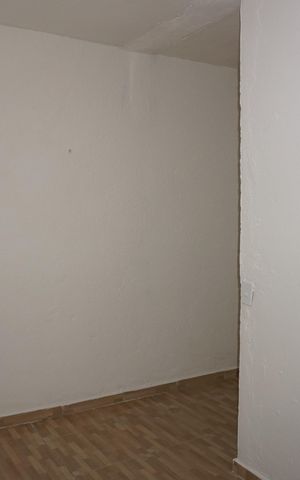 Casa para alugar com 35m², 1 quarto e sem vagaQuarto