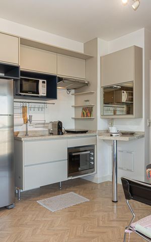 Apartamento para alugar com 31m², 1 quarto e 1 vaga Apartamento para alugar com 31m², 1 quarto e 1 vagaSala