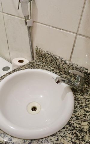 Studio para alugar com 53m², 0 quarto e 1 vaga Studio para alugar com 53m², 0 quarto e 1 vagaBanheiro