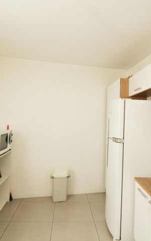 Casa à venda com 86m², 2 quartos e sem vaga Casa à venda com 86m², 2 quartos e sem vagaCozinha