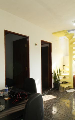 Casa à venda com 86m², 2 quartos e sem vaga Casa à venda com 86m², 2 quartos e sem vagaSala