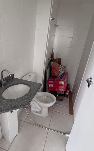 Apartamento à venda com 57m², 3 quartos e 2 vagas Apartamento à venda com 57m², 3 quartos e 2 vagasBanheiro