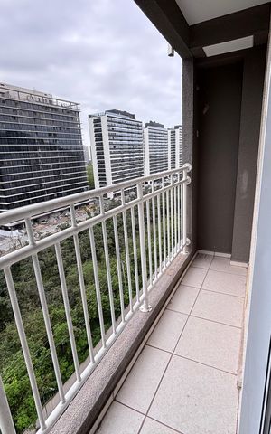 Apartamento à venda com 57m², 3 quartos e 2 vagas Apartamento à venda com 57m², 3 quartos e 2 vagasVaranda