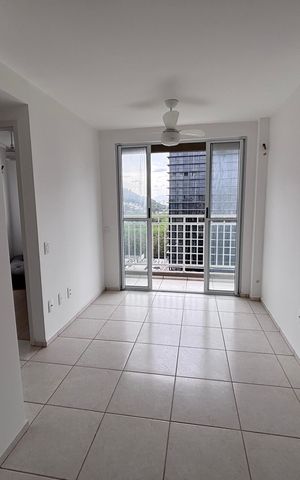 Apartamento à venda com 57m², 3 quartos e 2 vagas Apartamento à venda com 57m², 3 quartos e 2 vagasSala