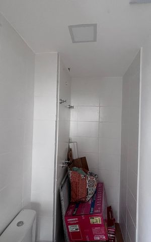 Apartamento à venda com 57m², 3 quartos e 2 vagas Apartamento à venda com 57m², 3 quartos e 2 vagasBanheiro